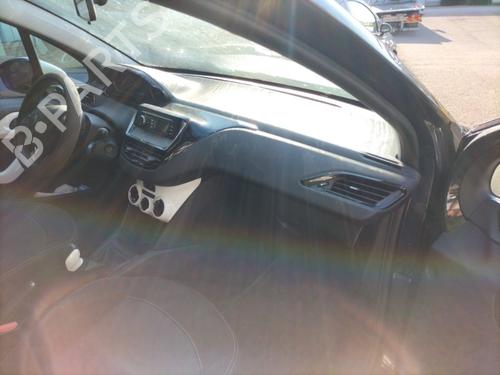 Left front window switch PEUGEOT 208 I (CA_, CC_) 1.2 VTI 82 | BP25545581I27 