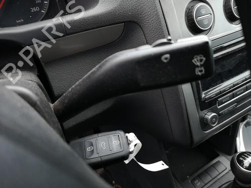 Radio VW TOURAN (1T1, 1T2) 1.9 TDI | BP25584983E6 