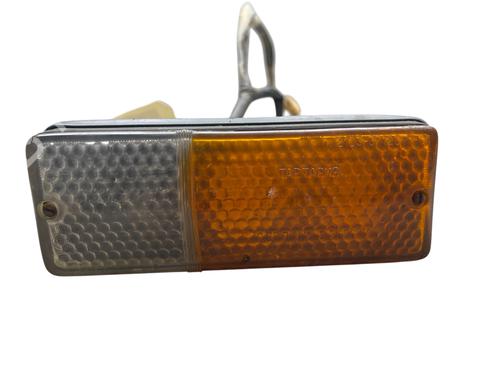 Used Left front indicator Left front indicator LADA NIVA Closed Off-Road Vehicle (2121, 2131) 1700 i (80 hp) 30933269 30933269