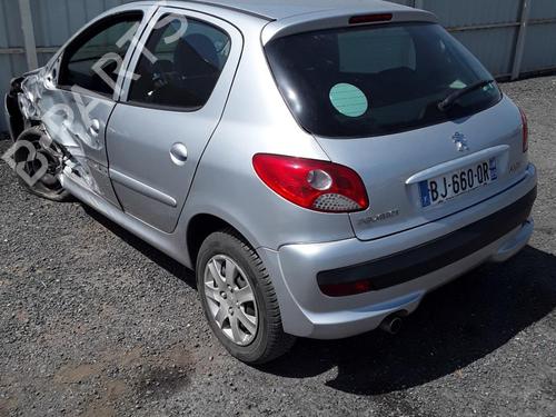 Fuse box PEUGEOT 206+ (2L_, 2M_) 1.4 HDi eco 70 | BP35943138E1 - Image 30