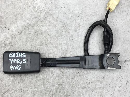 Used Seat buckle TOYOTA YARIS (_P9_) 1.4 D-4D (NLP90_, NLP90R) (90 hp) 25581341