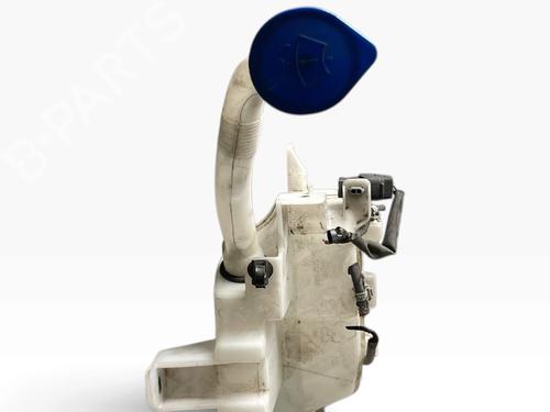 Used Windscreen washer tank Windscreen washer tank MAZDA CX-3 (DK) 1.5 SKYACTIV-D (DK2WS, DK5FW) (105 hp) 40031002 40031002