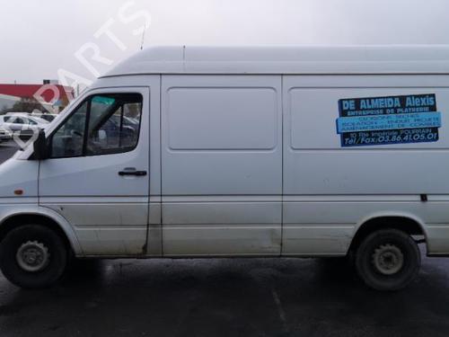 Front left lock MERCEDES-BENZ SPRINTER 3-t Van (B903) 310 D 2.9 (903.461, 903.462, 903.463) | BP25523567C98 