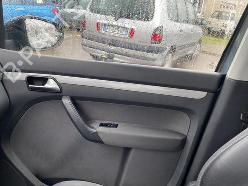 Radio VW TOURAN (1T3) 1.6 TDI | BP25528532E6  - Image 13