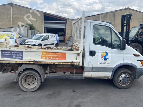 Left front indicator IVECO DAILY III Van 35 C 12 V, 35 S 12 V (AGKA43A2, AGKB43A2, AGKB46A2,... | BP25546459C32  - Image 25