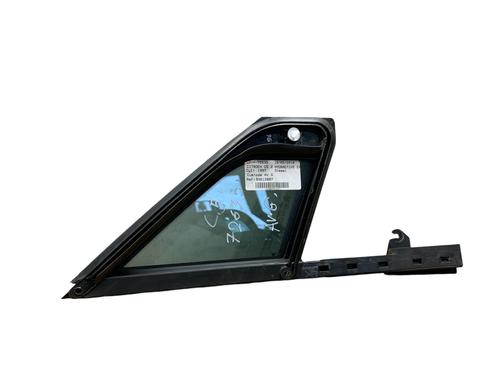 front-left-quarter-glass-citroen-c5-iii-rd_-2008-2009-2010-2011-2012-2013-2014-2015-2016-2017-25513346 main image