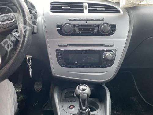 Radio SEAT LEON (1P1) 2.0 TDI | BP25573579E6  - Image 8