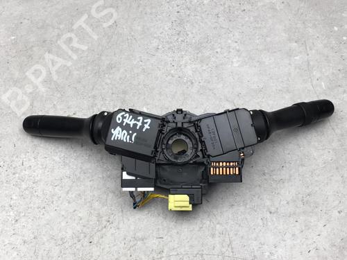 Steering column stalk TOYOTA YARIS (_P9_) 1.4 D-4D (NLP90_, NLP90R) | BP25557723I23 