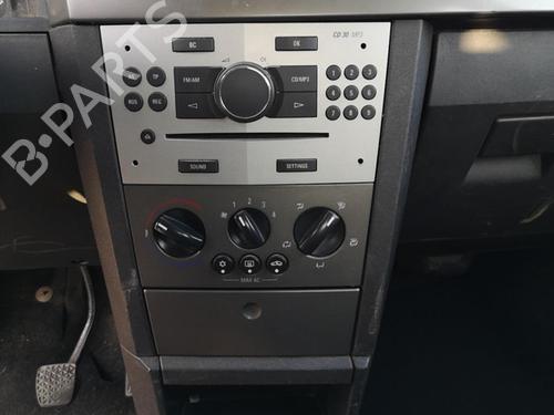 Right headlight OPEL MERIVA A MPV (X03) 1.4 16V Twinport LPG (E75) | BP25560710C29