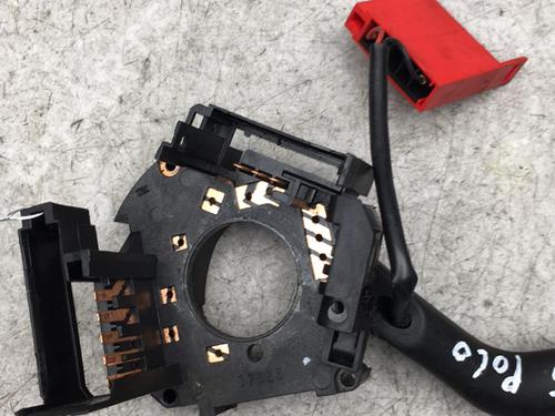 Steering column stalk VW POLO (6N2) 1.4 | BP25575908I23 