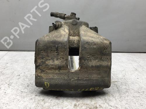 Used Right front brake caliper VW PASSAT B6 (3C2) 2.0 TDI (140 hp) 25534465