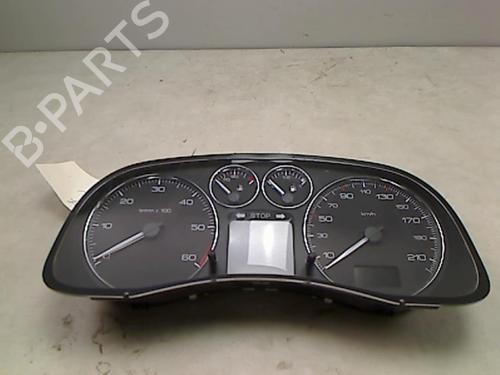 Used Instrument cluster PEUGEOT 307 (3A/C) 1.6 HDi (90 hp) 25577819