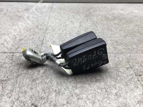 Used Seat buckle VW GOLF VI (5K1) 1.6 TDI (105 hp) 25570552