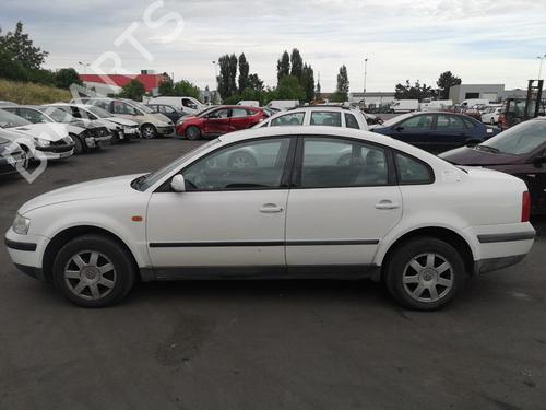 Right headlight VW PASSAT B5 (3B2) 1.9 TDI | BP25556330C29  - Image 24