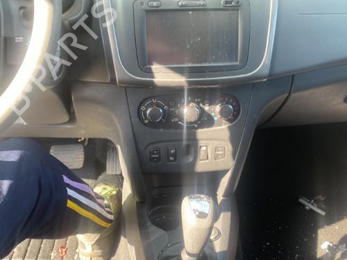 Front left lock DACIA SANDERO II TCe 90 (B8M1, B8MA, B8AC) | BP25549927C98  - Image 32