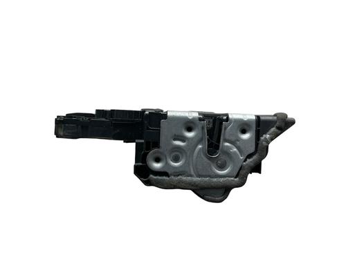 rear-right-lock-bmw-1-f40-2019-25548991 main image