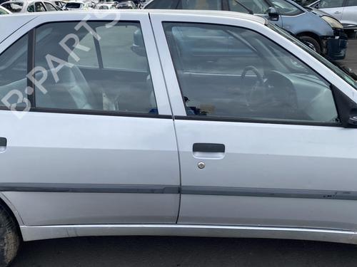 Right taillight PEUGEOT 306 (7B, N3, N5) 1.6 SR | BP25551122C35