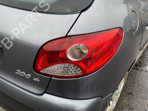 Left taillight PEUGEOT 206+ (2L_, 2M_) 1.4 HDi eco 70 | BP25571983C34  - Image 13