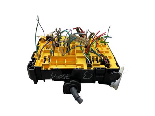 fuse-box-citroen-c3-iii-sx-2016-32743284 main image
