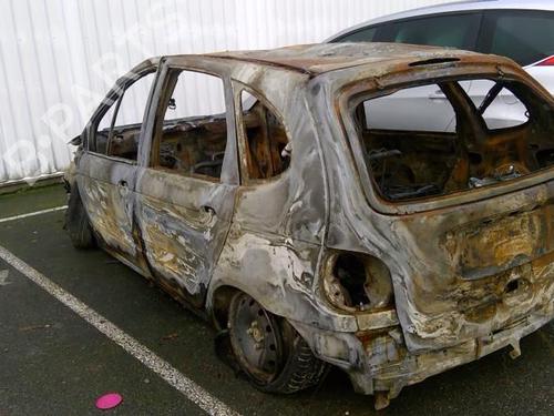 Rückleuchte Links RENAULT SCÉNIC I MPV (JA0/1_, FA0_) 1.9 dCi (JA05, JA1F) | BP25578510C34 