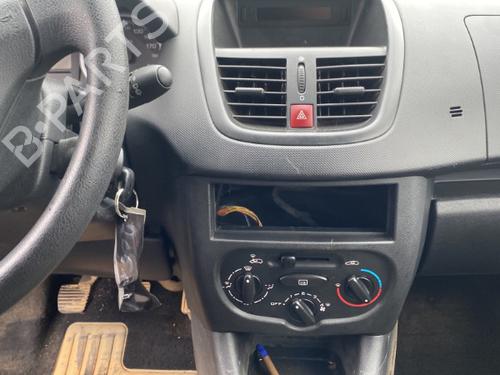 Left taillight PEUGEOT 206+ (2L_, 2M_) 1.4 HDi eco 70 | BP25571983C34  - Image 8