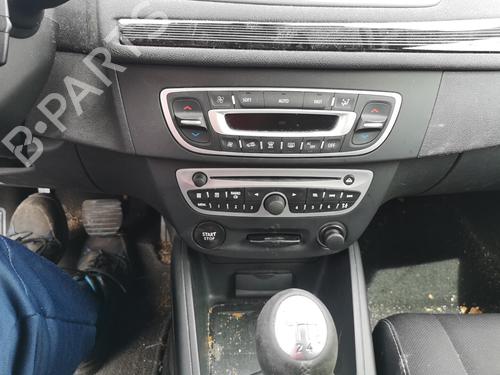 Left front window switch RENAULT MEGANE III Grandtour (KZ0/1) 1.5 dCi (KZ09, KZ0D, KZ1G, KZ29, KZ14, KZ1W, KZ10, KZ1F,... | BP25554188I27 