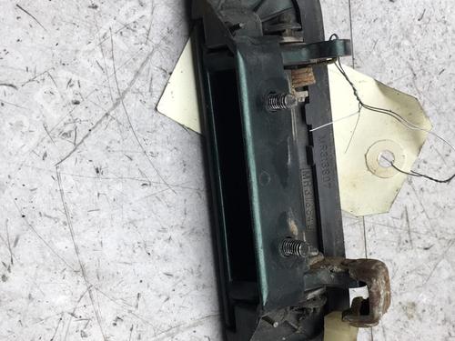 Front right exterior door handle MITSUBISHI PAJERO SPORT I (K7_, K9_) 2.5 TD (K94W, K74T) MR608142