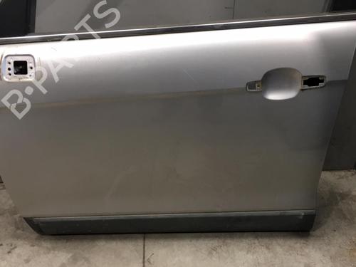 Used Left front door CHEVROLET CAPTIVA (C100, C140) 2.0 D 4WD (150 hp) 25546013