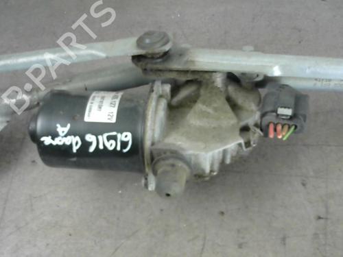 Used Front wiper motor MERCEDES-BENZ A-CLASS (W169) A 180 CDI (169.007, 169.307) (109 hp) 25537232