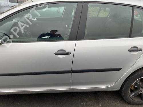 Left tailgate light VW GOLF V (1K1) 1.9 TDI | BP25893553C79 