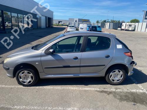 Used Parts PEUGEOT 206 Hatchback (2A/C) 1.4 i 4933161