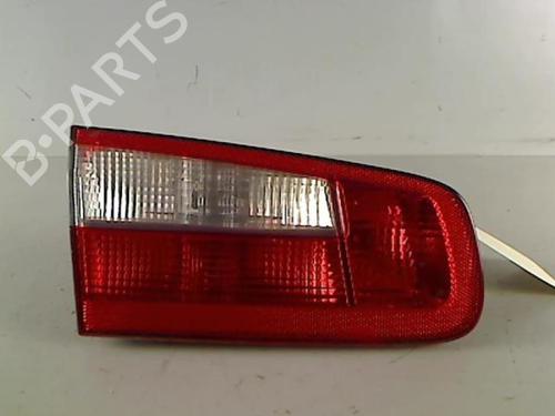 Venstre baglygte bagklap RENAULT LAGUNA II (BG0/1_) 1.9 dCi (107 hp) 25558839