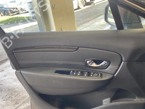 Left tailgate light RENAULT SCÉNIC III (JZ0/1_) 1.6 dCi (JZ00, JZ12) | BP33231818C79  - Image 37