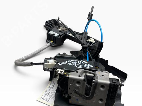 rear-right-lock-mercedes-benz-c-class-w204-2007-2008-2009-2010-2011-2012-2013-2014-2015-27320507 main image
