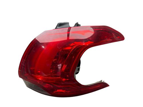 Used Right taillight PEUGEOT 2008 I (CU_) 1.2 THP 110 / PureTech 110 (110 hp) 26173772