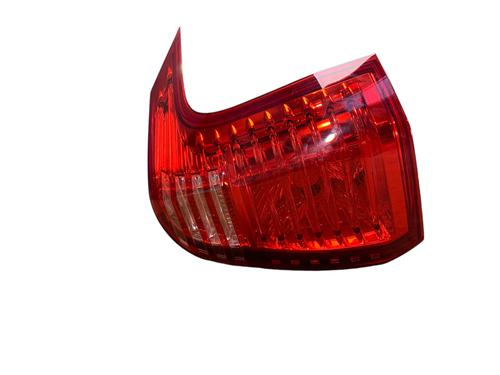 Used Right taillight Right taillight 25530258 25530258