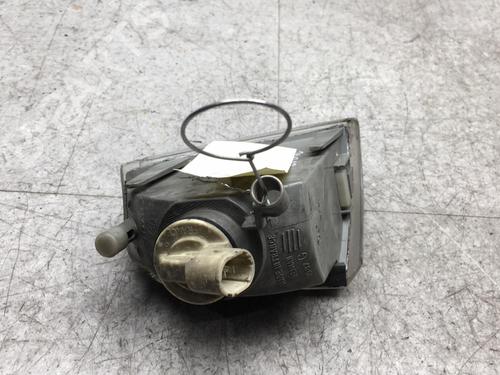 Left front indicator RENAULT 19 I Chamade (L53_) 1.9 D (L534, L53J) | BP25570516C32 - Image 2