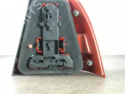 Piloto trasero izquierdo VW BORA I (1J2) 2.3 V5 (150 hp) 25583746
