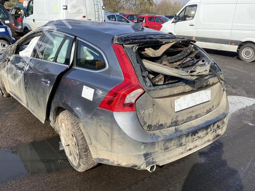 Alternator VOLVO V60 I (155) D2 | BP26492572M7  - Image 17