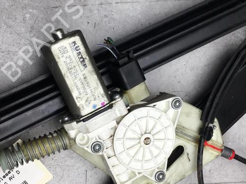 Used Front right window mechanism Front right window mechanism BMW 1 (E81) 118 d (143 hp) 25520814 25520814