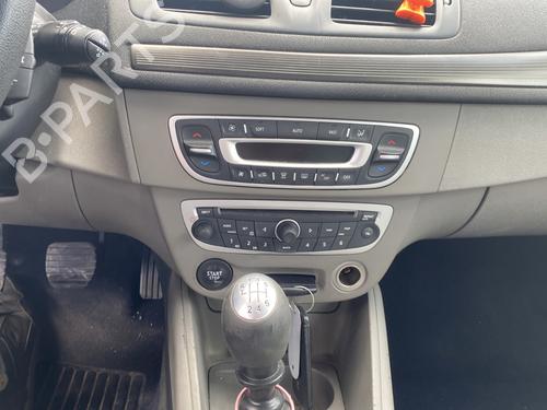 Starter RENAULT MEGANE III Hatchback (BZ0/1_, B3_) 1.9 dCi (BZ0N, BZ0J) | BP30508076M8  - Image 19