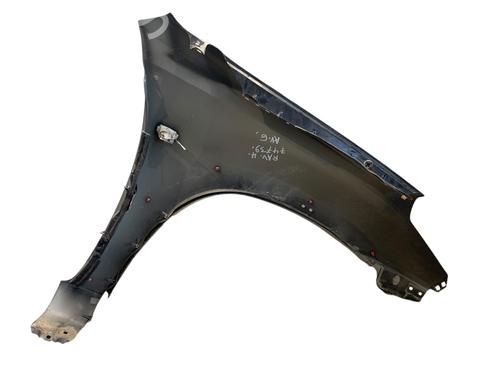 Left front fenders TOYOTA RAV 4 II (_A2_) 2.0 D 4WD (CLA20_, CLA21_, CLA20R, CLA21R) | BP27683704C41