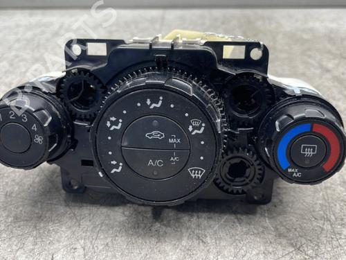 Comando chauffage FORD FIESTA VI (CB1, CCN) 1.4 TDCi (70 hp) 25570770