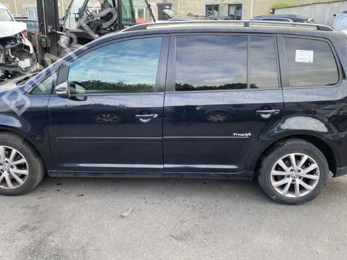 Venstre bak beltestrammer VW TOURAN (1T1, 1T2) 2.0 TDI 16V | BP25572623C89 