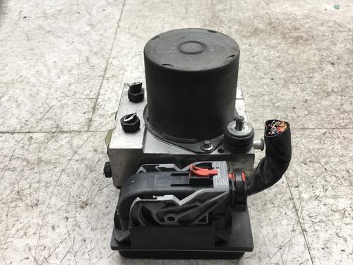 abs-pump-audi-a4-b7-avant-8ed-2004-2005-2006-2007-2008-25546102 main image