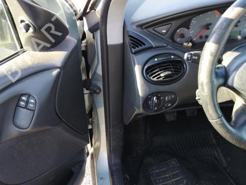 Right taillight FORD FOCUS I Turnier (DNW) 1.8 TDCi | BP25576741C35