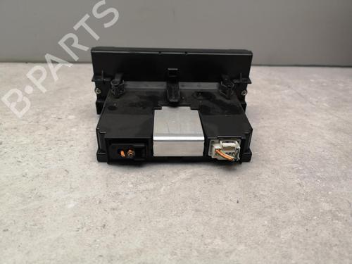 Used Display monitor VOLVO C30 (533) 2.0 D (136 hp) 25554181