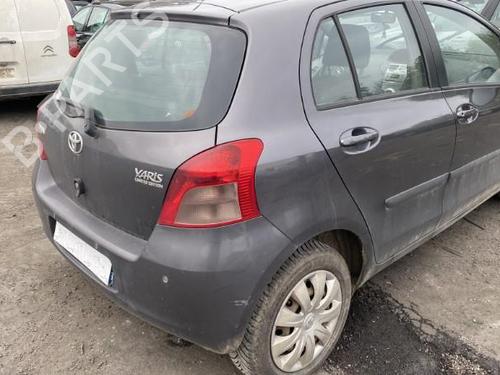 Radio TOYOTA YARIS (_P9_) 1.4 D-4D (NLP90_, NLP90R) | BP25572543E6 