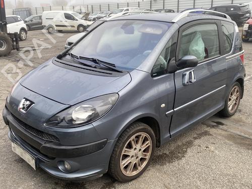 Brugte PEUGEOT 1007 (KM_) 1.6 HDi (109 hp) 4334035