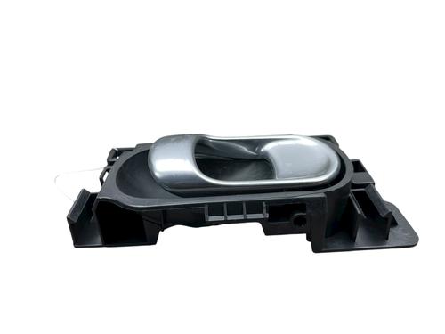 Venstre bak invendig håndtak CITROËN C3 III (SX) 1.2 THP 110 (SXHNPS, SXHNZT, SXHNZ6) (110 hp) 26498019